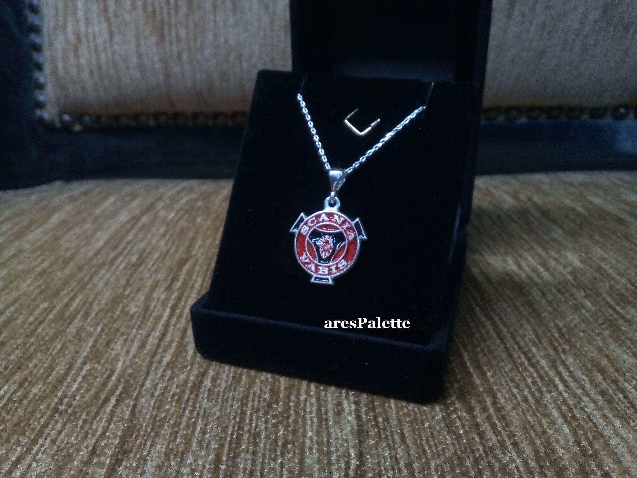 Scania Necklace ''Orange \u0026 Black Edition'', image size:2048x1536