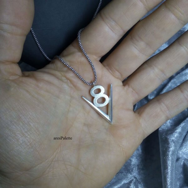 V8 Necklace 925 Silver