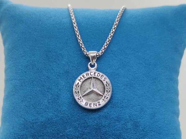mercedes-necklace