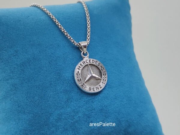 mercedes-necklace